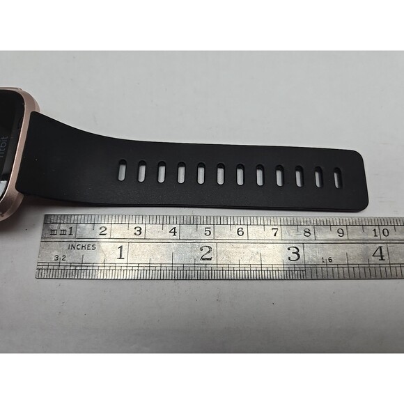 Fitbit Versa FB504 Smartwatch Fitness Heart Rate Bluetooth Activity W/ Charger - Picture 9 of 12